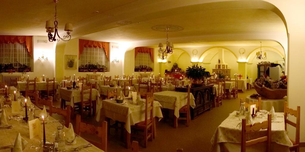 Albergo Adele Bormio Eksteriør bilde